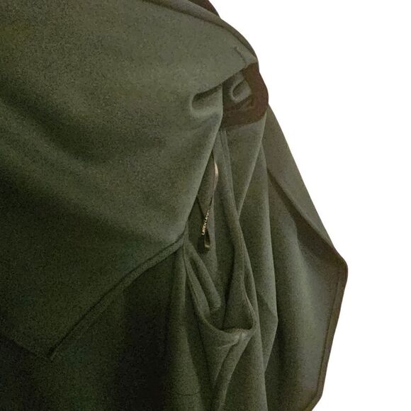 CALVIN KLEIN Short Flutter Cape Sleeve V-Back Crepe Sheath Dress - Size 16W - Picture 6 of 8